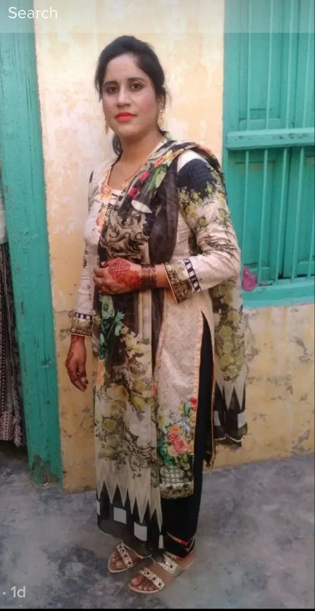 Ayesha K.